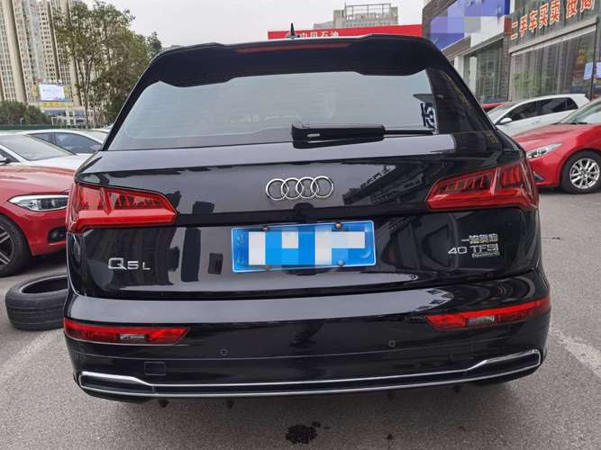 奥迪 奥迪q5l  2018款 40 tfsi 荣享时尚型图片