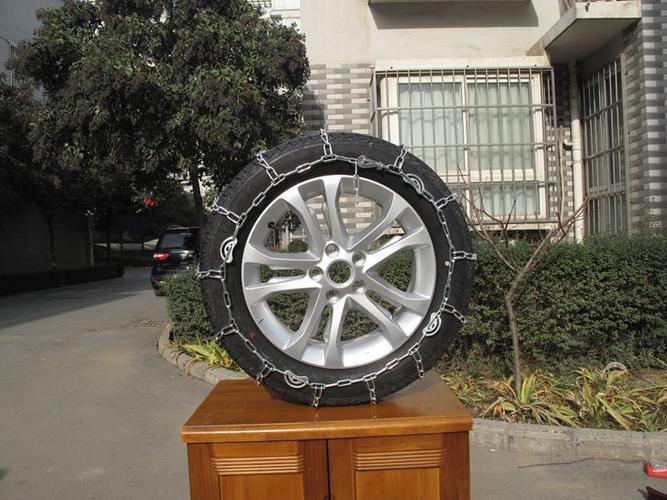 汽车小车防滑链 雪地铁链 面包车防滑链 越野轿车轮胎防滑链条_7折