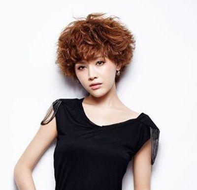 短发磨菇烫小卷 女士短发烫发小卷