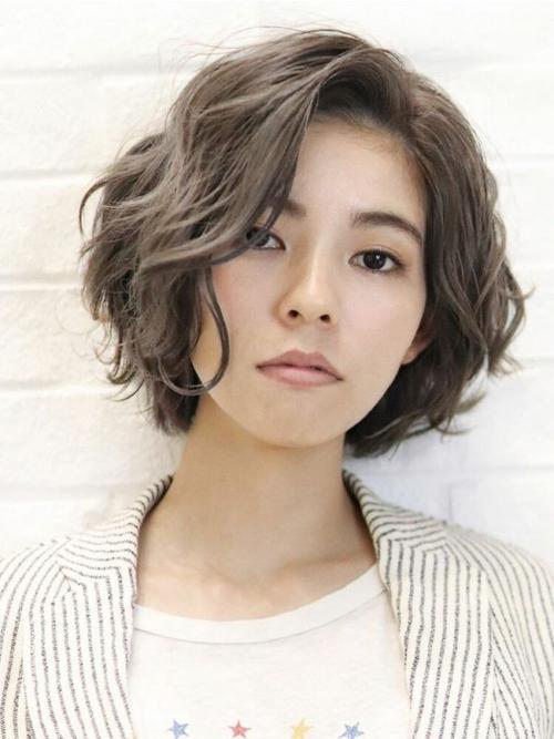 女人选对发型才美10款适合中年女性的发型洋气减龄