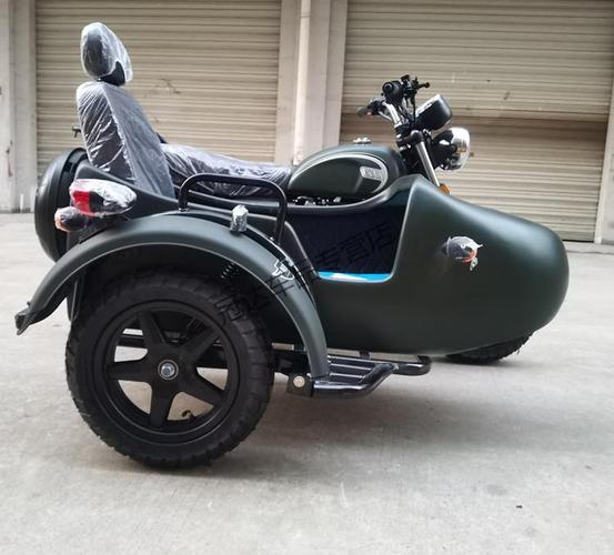 国四200cc侉子偏三轮侧三轮复古狒狒款边三轮摩托车可上牌带倒档红色