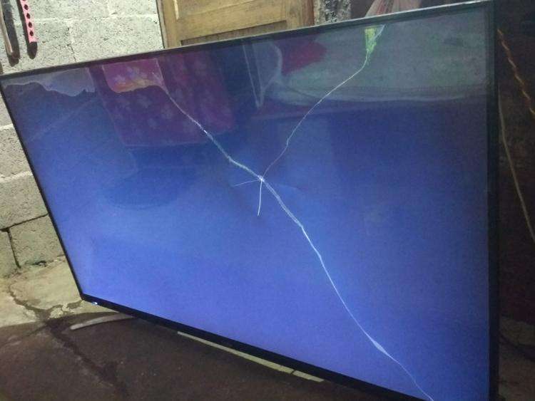 七岁孩子半年砸坏两台电视!熊孩子的背后是谁?该怎么治?