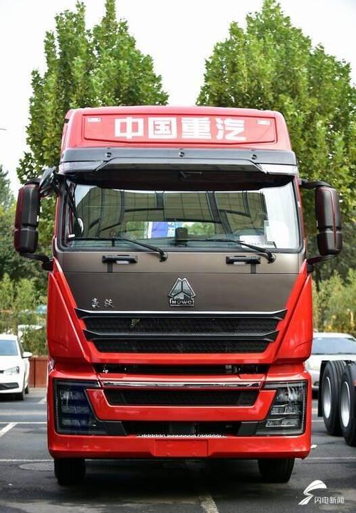 中国重汽再推新品!高端标载物流运输产品豪沃th7系列牵引车重磅上市