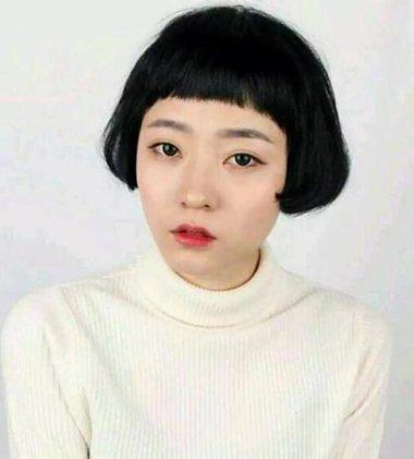 圆脸有刘海短发图片女生头像
