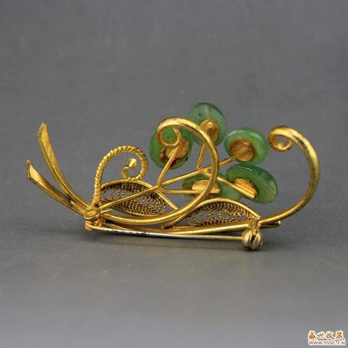 天然和田碧玉掐丝镀金古董胸针 西洋收藏品-古董首饰