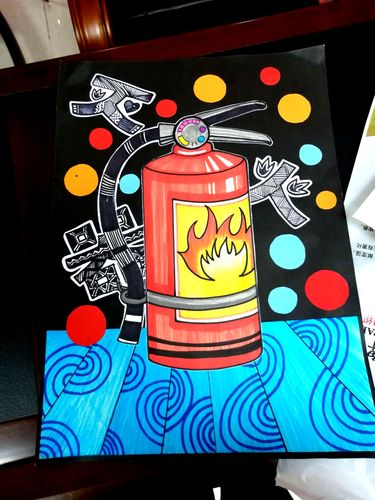 儿童创意绘画之灭火器写生
