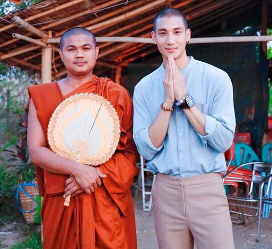 一身袈裟遮不住健壮肌肉,缅甸这个"帅"和尚,让无数