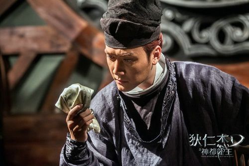 金泛,angelababy主演的大型古装悬疑巨制《神探狄仁杰之神都龙王》将