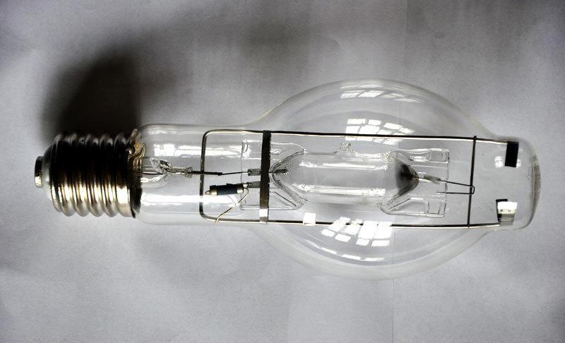 普通金属卤化物灯 bt型 t型(直管) 红绿蓝 紫色