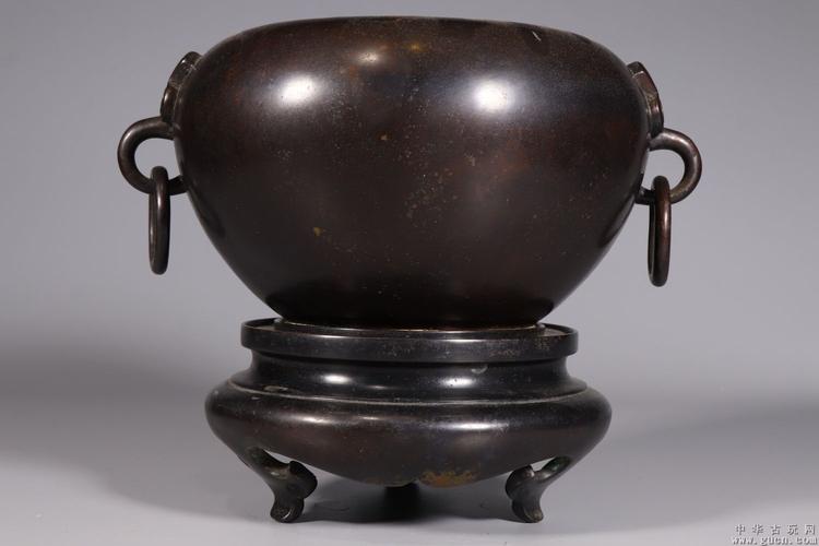 明宣德铜制兽耳含环钵式炉