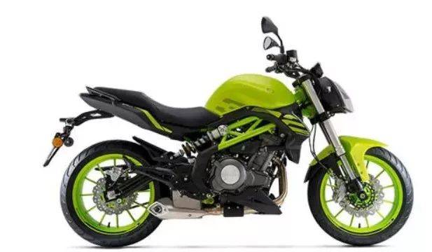 贝纳利国内发布,新款黄龙300换模样了?