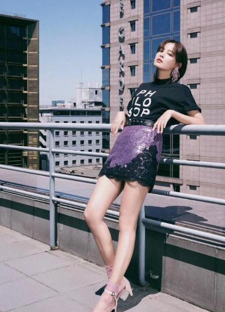 34岁辛芷蕾瘦身成功!拍广告不扣衣服扣子,火辣身材背后都是汗水