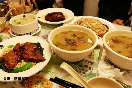 茶,一直就是中国的一大特色,而作为香港老字号,翠华茶餐厅几乎是港式