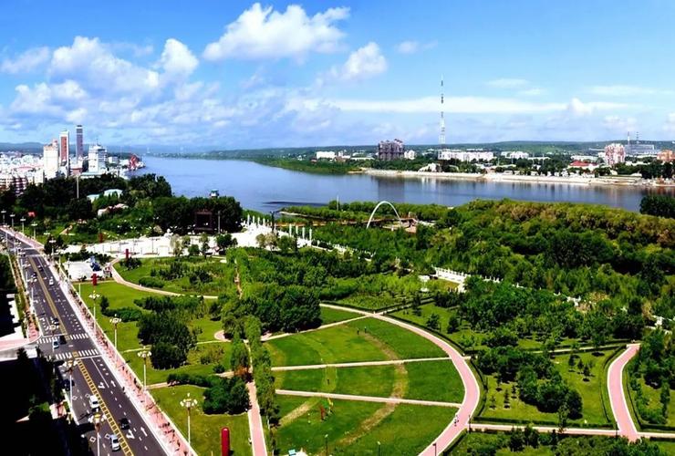 (黑河市黑龙江公园)