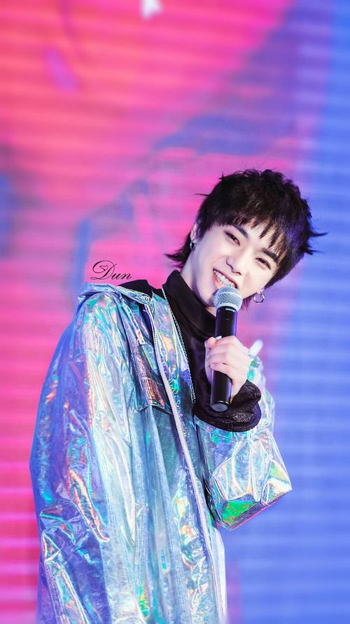 华晨宇 高清壁纸