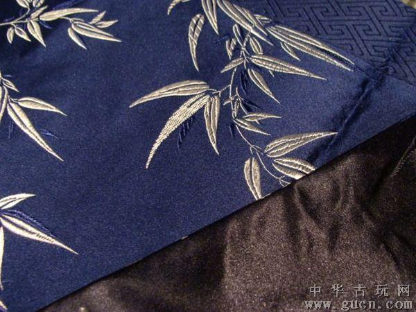 [藏品编号:14232887] 绣片一片(蓝底竹叶纹)100601.118