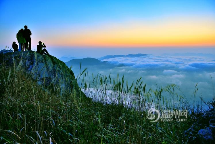 瑞安金鸡山的绝美星空和迷人云海