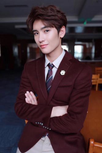 黄俊捷 junjie huang的图片