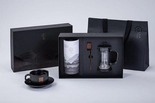 将有机会获得价值298元的小圆咖啡礼盒.