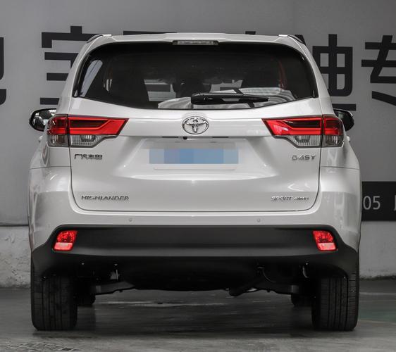 手握34万提了丰田汉兰达,真实驾驶感受如何?车主有话说