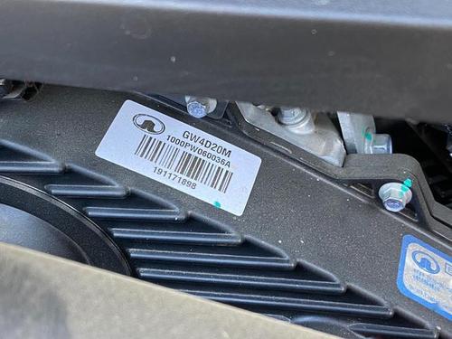 通过发动机标签铭牌可以看出,这是一款货真价实的柴油版长城炮越野