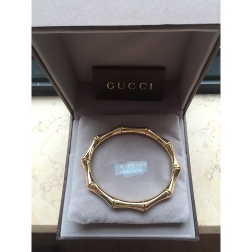 gucci竹节手镯_手镯_古驰怎么样_礼物_卡地亚怎么样_18k金_镶钻