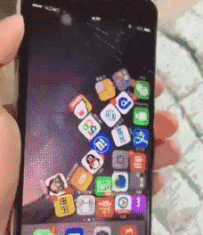 这妹子的表情真是绝了,酸到翻白眼