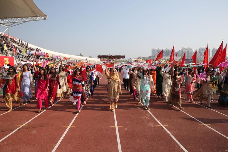 学校2018年田径运动会隆重开幕