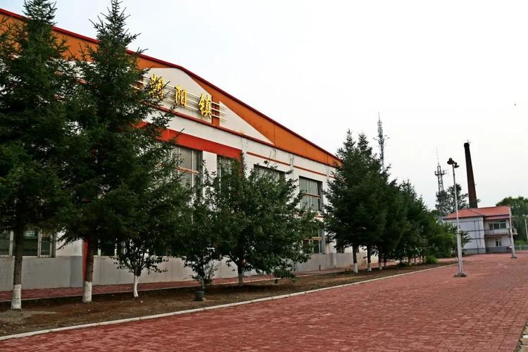 现在朝阳镇火车站北面西侧