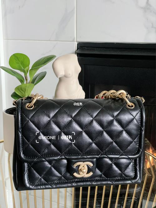 chanel 复古粗链条豆腐包中号_豆腐包_复古_香奈儿怎么样_chanel_时尚