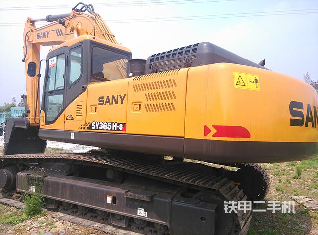 三一重工sy365h8挖掘机