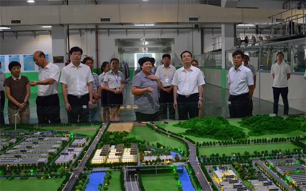 调研华峰纺织科技产业园