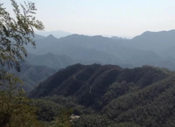 ①:秋游兆吉沟旅游路线,自驾游者:彭泽县-黄花镇-东升镇-浩山乡-浩