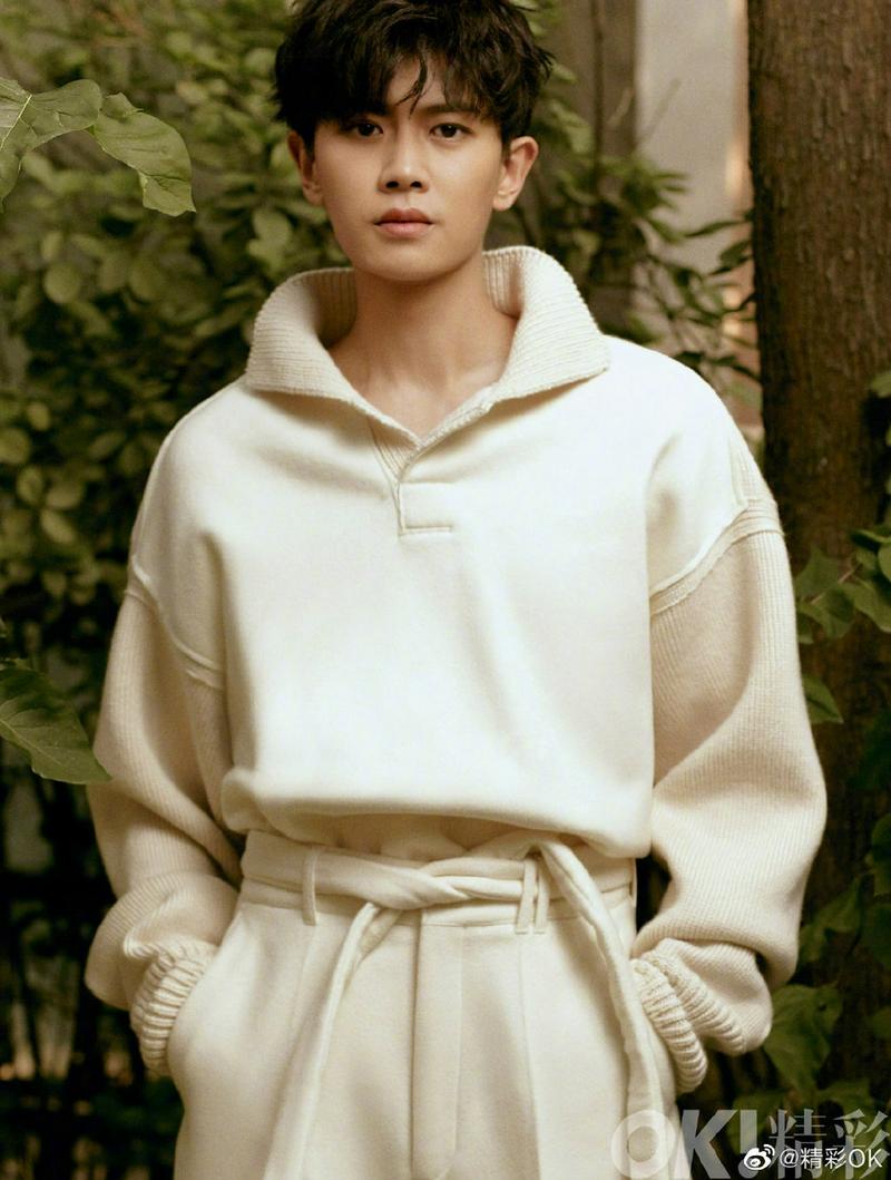 任嘉伦最新秋装搭配大头皮鞋写真登杂志图片47