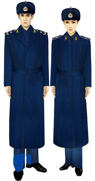 空军军服现为07式军服(全名2007式中国人民解放军军服),颜色以蓝