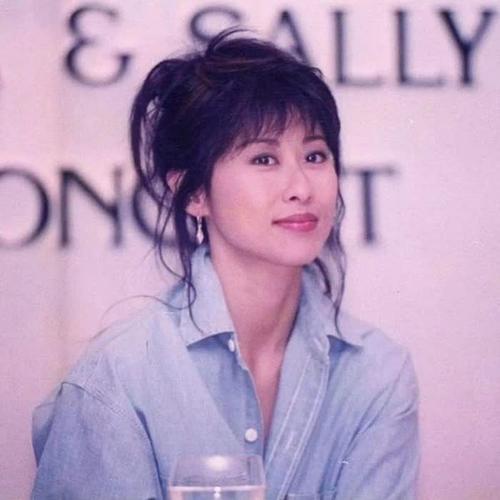 叶倩文1992┃焚心似火,为何曾经心痛