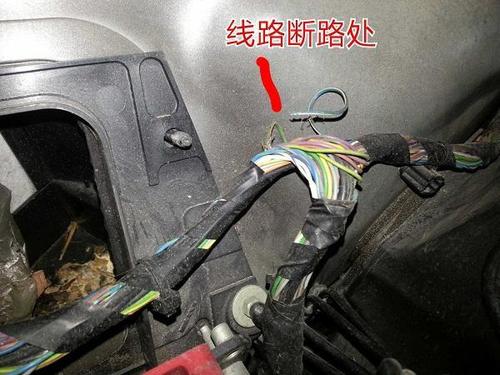 捷豹xj发动机灯,abs灯亮故障检修
