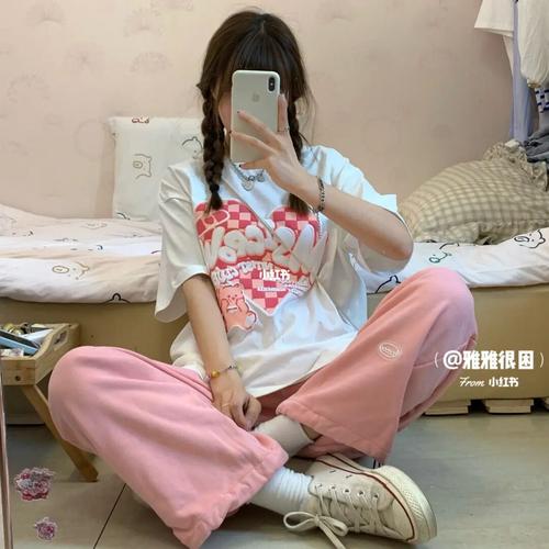 ootd|夏日小个子女生短袖穿搭 显白清爽!