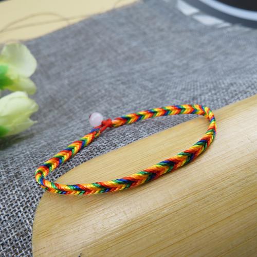 五彩绳颜色五彩绳不扔会怎样