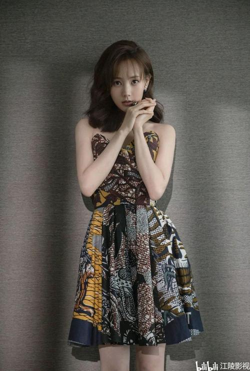 生活 时尚 李一桐穿搭,感觉空气都是甜甜圈!