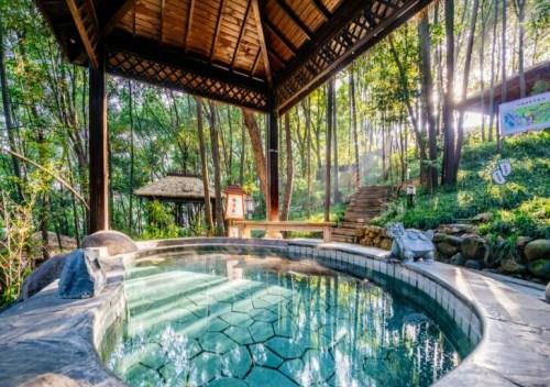 张家界市区附近温泉门票张家界周边温泉酒店营业时间张家界万福温泉