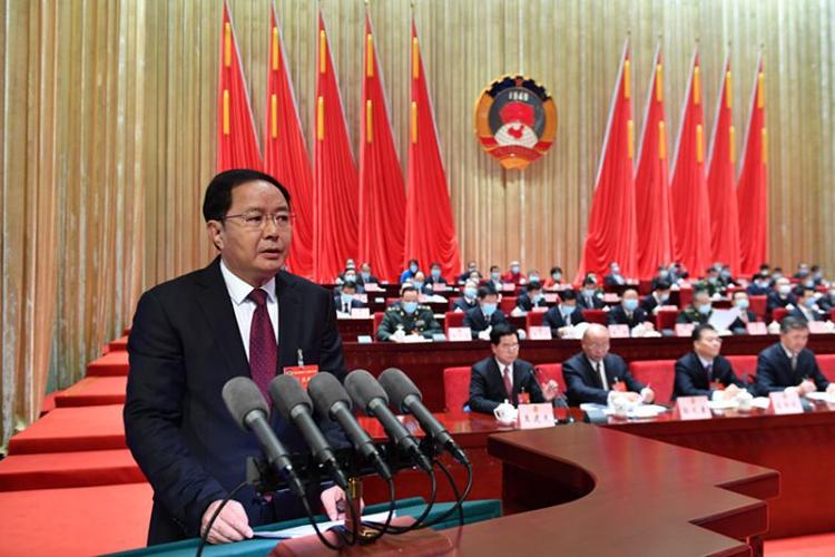 各位委员:   我代表政协甘肃省第十二届委员会常务委员会,向大会报告