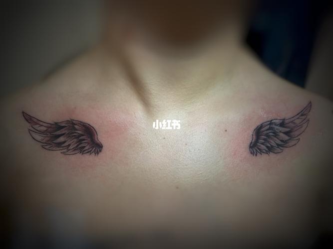 锁骨翅膀._纹身_刺青_翅膀纹身_美妆_彩妆
