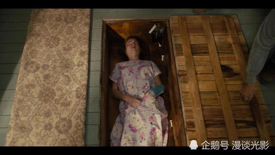 2020年的美国恐怖电影《血书》:剧情略显无聊,但故事立意不错