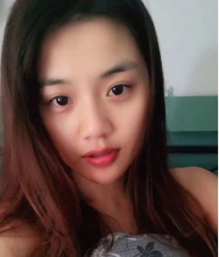 在各种机缘巧合下安天天火了,也许在今天看来这是必然,但这个她个人的