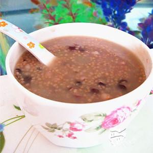 二,红豆薏米小米粥的做法