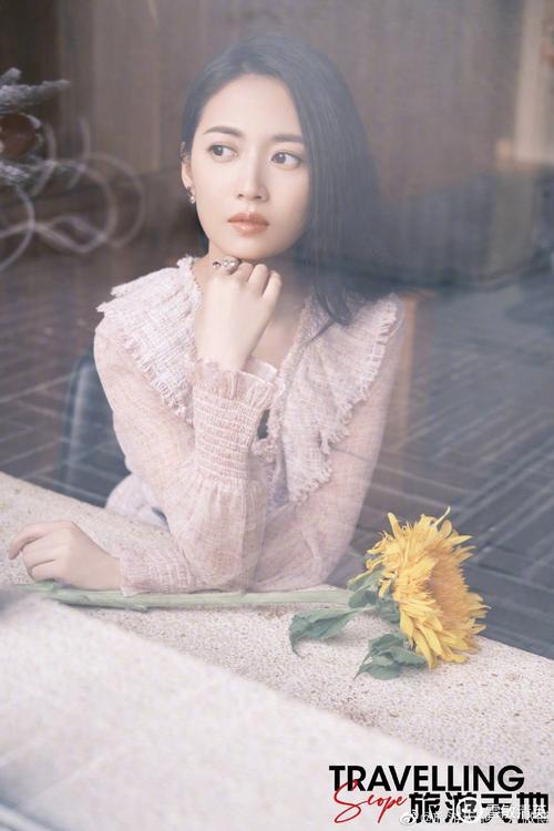 陈钰琪昔有琉璃瓦