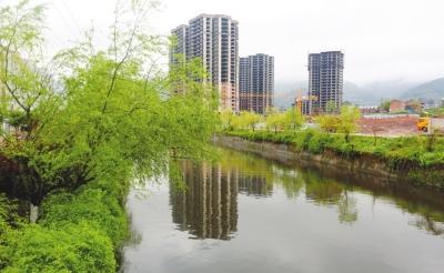 广安:砥砺5年 前锋跑出发展"加速度" - 四川新闻网