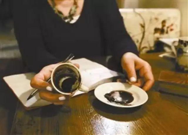 咖啡占卜术起源于土耳其和希腊,至今盛行