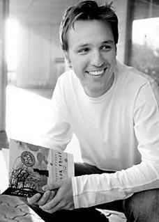 读书 书人书事 > 马克斯·苏萨克     (markus zusak)1975年出生于